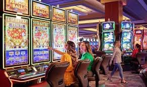 Live casino and slot online games available on p828 ph Philippines platform